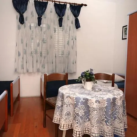 Studio Nemira 4652b Apartamento